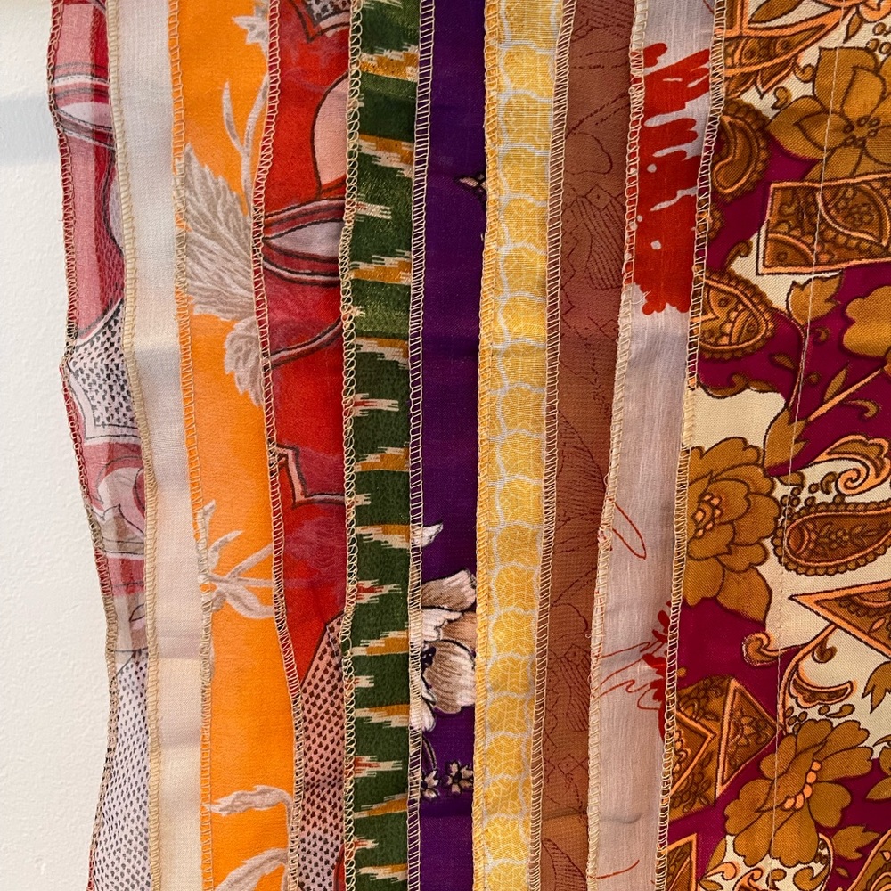 Colorful scarf - Picture 2 of 4